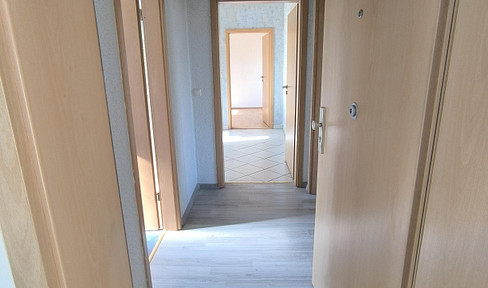 ruhige 3 Raumwohnung mit Balkon im EG oder 1. OG