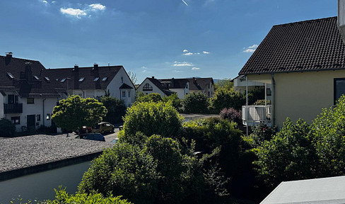 Perfect for couples and singles: completely renovated 3-room apartment with large balcony