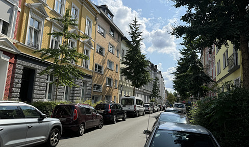 Stylish living in Düsseldorf-Unterbilk - balcony, fitted kitchen & top location!