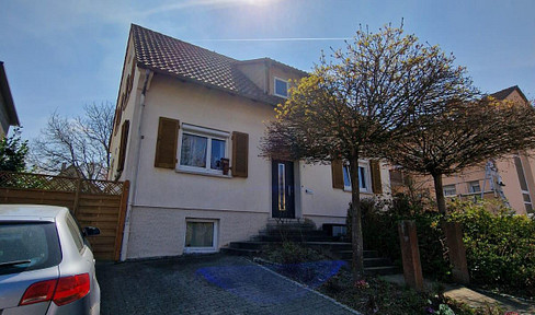 Detached two-family house in Weberdorf