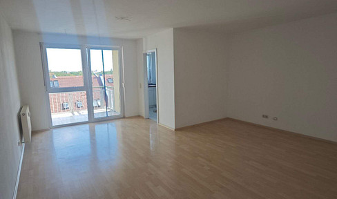 3-Zimmer-Wohnung mit mit Balkon und EBK in Nürnberg