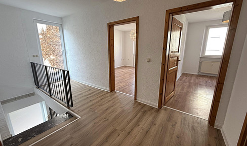 Bright, spacious 4-room apartment on two floors
