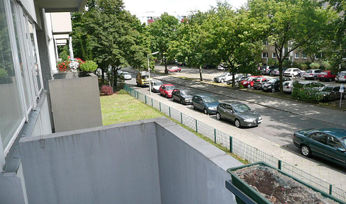Free of commission: 2-room apartment in Berlin Haselhorst, ready to move into