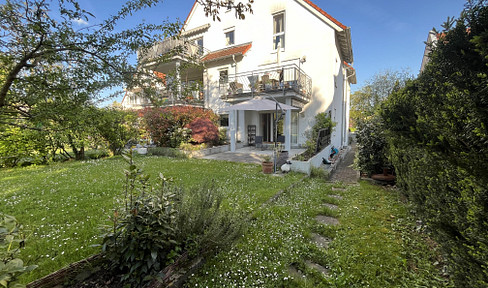 Furnished Apartment with Private Garden & near Forest in Prime Offenbach Location
