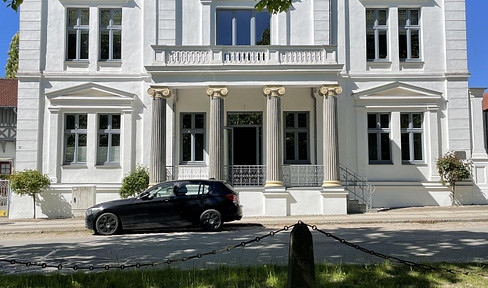 Prestigious commercial space in Palais Villa Lottum in Putbus