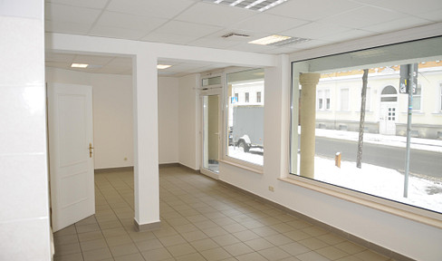 Office/shop for owner-occupier+incl. underground parking space+energy class B+floor heating+built 1995