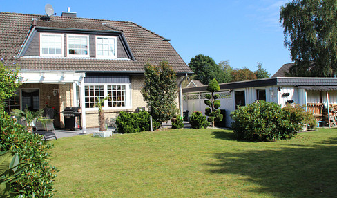 Semi-detached house in Quickborn-Heide from private owner