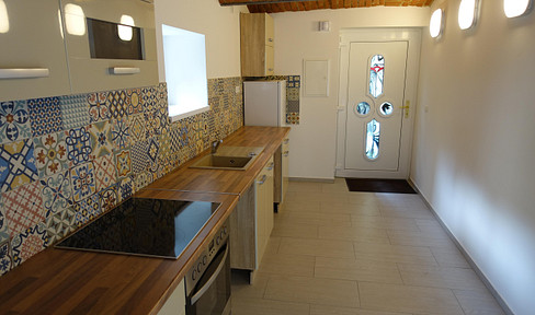 Residential gem with industrial charm - extraordinary 80 m² maisonette apartment