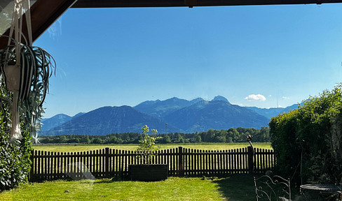 Breathtaking mountain views included - being at home in a large house full of possibilities