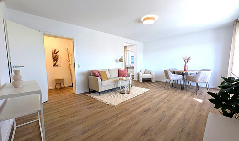 Available immediately: 2-room apartment with conservatory, parking space and fitted kitchen