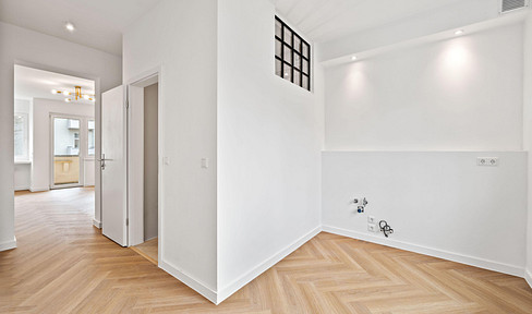 2 room apartment with balcony in Schöneberg, first occupancy after renovation