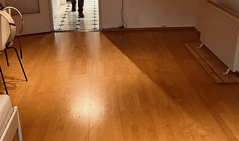 Charmante 1-Zimmer-Wohnung in Nürnbergs Altstadt – Zentral, Modern & Sofort Bezugsfrei!
