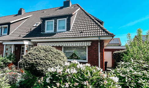 End terraced house in Husum