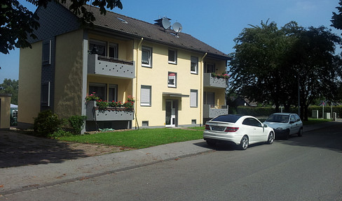 Moderne, helle EG-Wohnung mit Balkon, Gartenoption und Garage in Mülheim