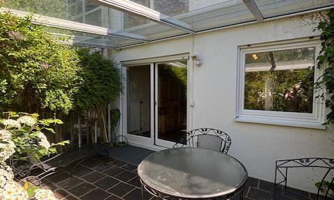 Family idyll in Pasing, great detached house with garden in absolutely quiet location, 2 terraces, EBK!
