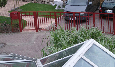 PRIVATE DHH 120sqm DREAM LOCATION full basement+fireplace+winter garden in Spielstr.
