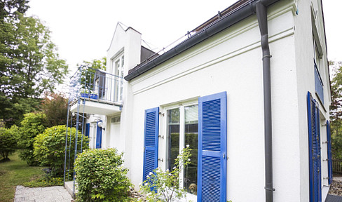 Detached house in Harlaching's prime green location