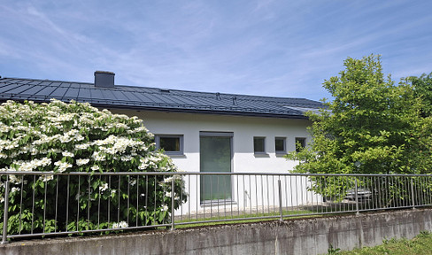 IN STADTNÄHE MIT BLICK INS GRÜNE!