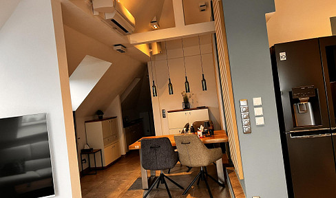 Attractive fully furnished 2-room top floor apartment incl. underground parking and cellar Harras underground station