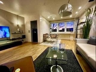 Fully furnished 2-room apartment in mint condition with lux. Balcony and garage in Düsseldorf