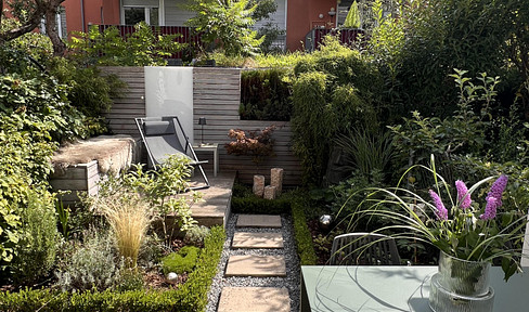 Stylisches Townhouse mit Traumgarten in zurückversetzter Lage nähe Olympiapark