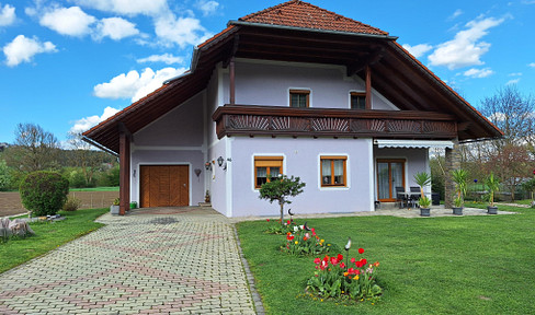 Cozy house for rent in cul-de-sac location