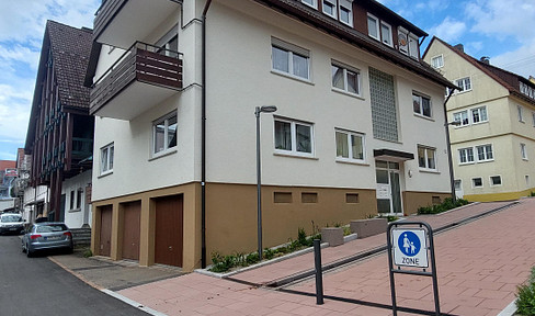 Renovated attic apartment, central yet quiet location