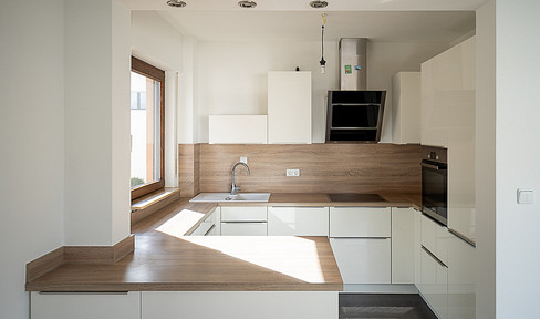 Spacious apartment with open kitchen in a quiet location