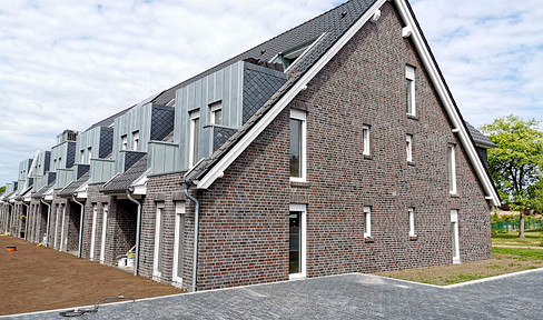 Modern terraced house with heat pump (KFW55) / directly from the builder