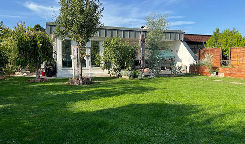 Beautiful house on Lake Esterhazysee, near Eisenstadt