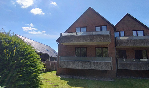 Semi-detached house with 2 spacious residential units