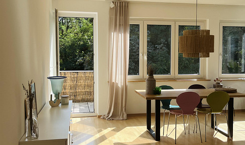 Exklusive 3-Zimmer-Wohnung in Schmargendorf/Grunewald nahe Ku’damm mit großem Balkon und Gartenblick