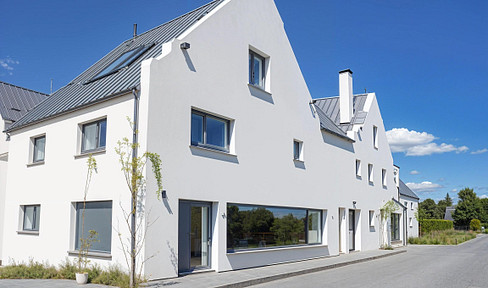 Refurbishment property with high tax benefits & potential - MFH near Munich & Landshut (commission-free)