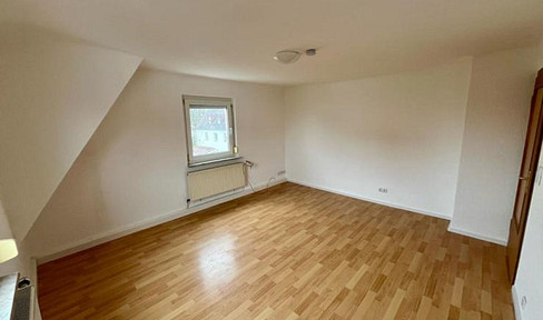 Schönes, helles Zimmer in Frauen-WG – Einzug jederzeit möglich!