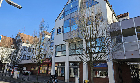 Provisionsfrei! Modernisierte 3,5 Zimmer Maisonette-Wohnung mitten in Kriftel