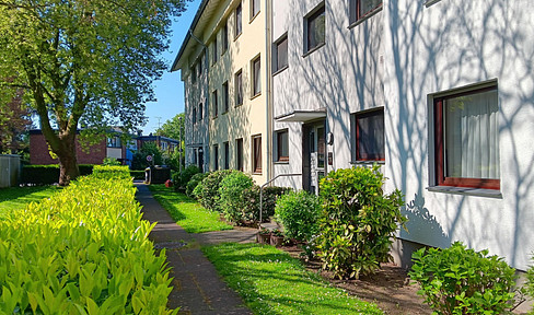 Provisionsfreie 4 Zimmer EG-Wohnung in Rondorf mit Balkon und 2 Keller renoviert sofort bezugsfertig