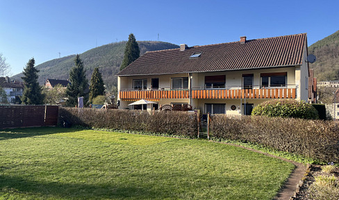 Well-kept 4 room apartment with balcony and garage in a quiet and central location