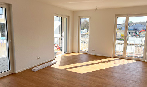 **ERSTBEZUG** moderne 3-Zi.-Whg., 2 exklusive Bäder, Balkon, Aufzug & TG-Stellplatz (Wallbox Option)