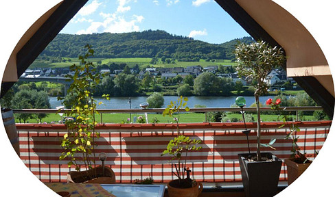 Winegrower's house with TOP Moselle view & a yield of 7.1 %