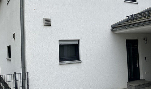 Semi-detached house for rent in a quiet location near Weiden