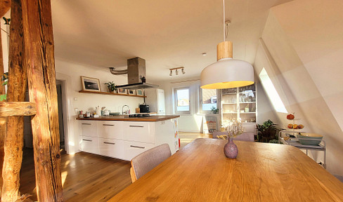 Zeitmiete+zentrale sehr schöne Altbauwohnung+Aug '25 bis Jan+3Zi+110qm+Nähe Hbf