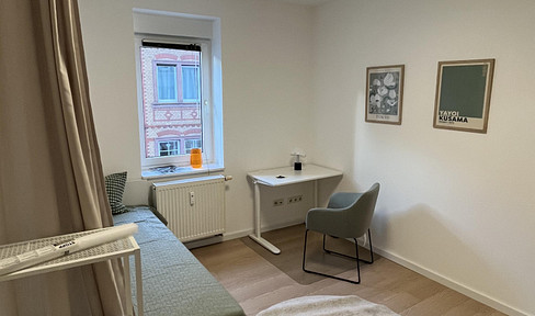 Charming apartment in Frankfurt-Nied - furnished & ideally connected