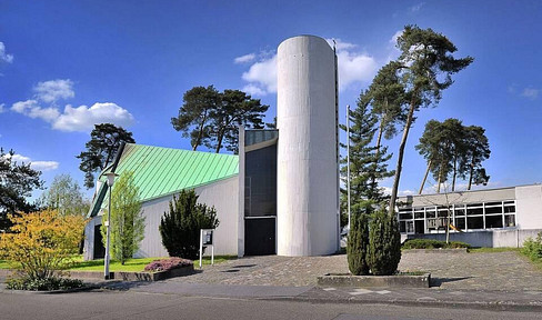 Jonakirche in Mannheim-Blumenau – Moderne Architektur in ruhiger Lage