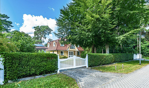 YOUR villa in a quiet location in the spa gardens on Lake Scharmützelsee