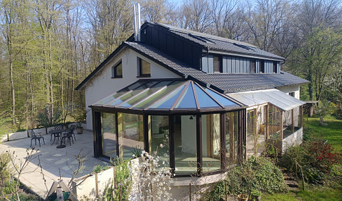 Reserviert: Das perfekte Trio: Natur pur, energieeffizient und kernsaniert, zentrale Lage