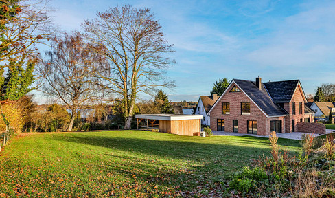 New-build semi-detached houses in Scharbeutz-Klingberg - dream location by the lake, just a few minutes from the Baltic Sea!