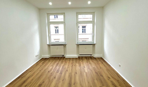 Exclusive, freshly renovated 2-room apartment in the center of Fürth