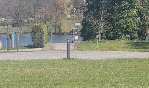 Magnificent building plot with lake view on the western shore of Lake Motzen