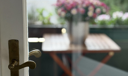 Exclusive 3-room apartment with upscale furnishings in Potsdam near Sanssouci Park