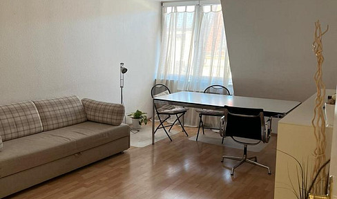 Stilvolle, helle Traumwohnung in Top-Lage Spandau